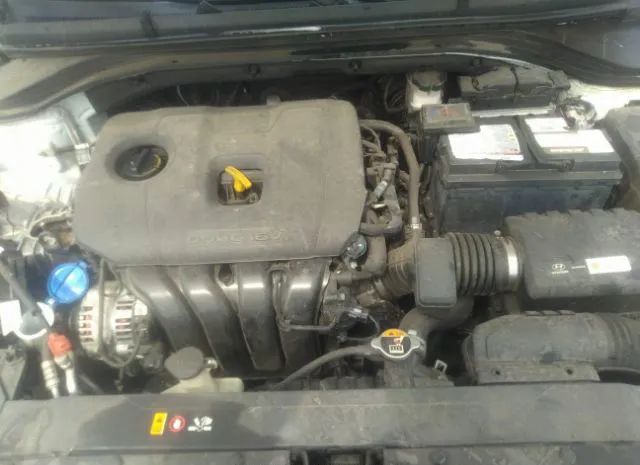 Photo 9 VIN: 5NPD74LF4KH444007 - HYUNDAI ELANTRA 