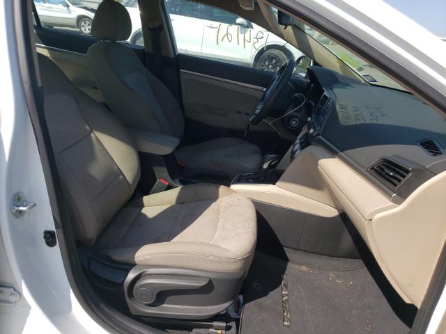 Photo 4 VIN: 5NPD74LF4KH449580 - HYUNDAI ELANTRA SE 