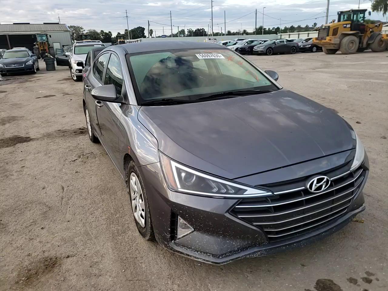 Photo 10 VIN: 5NPD74LF4KH450812 - HYUNDAI ELANTRA SE 