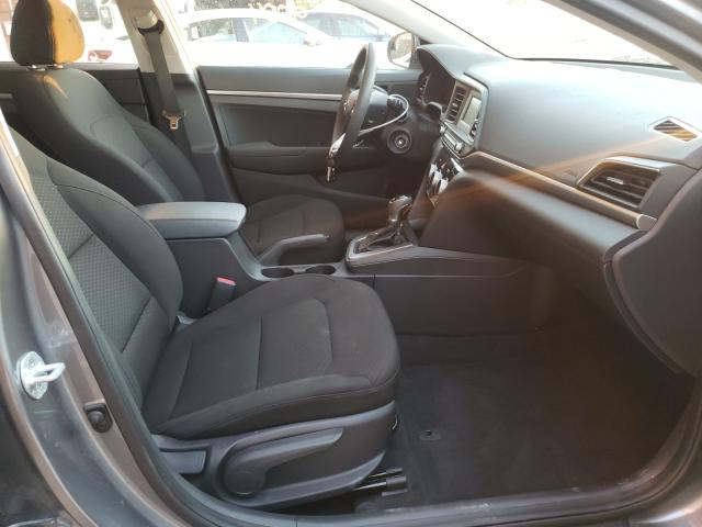 Photo 4 VIN: 5NPD74LF4KH450812 - HYUNDAI ELANTRA SE 