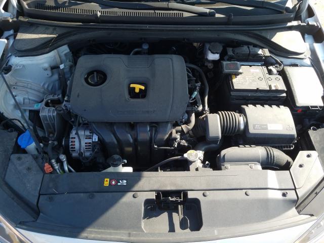 Photo 6 VIN: 5NPD74LF4KH462023 - HYUNDAI ELANTRA SE 