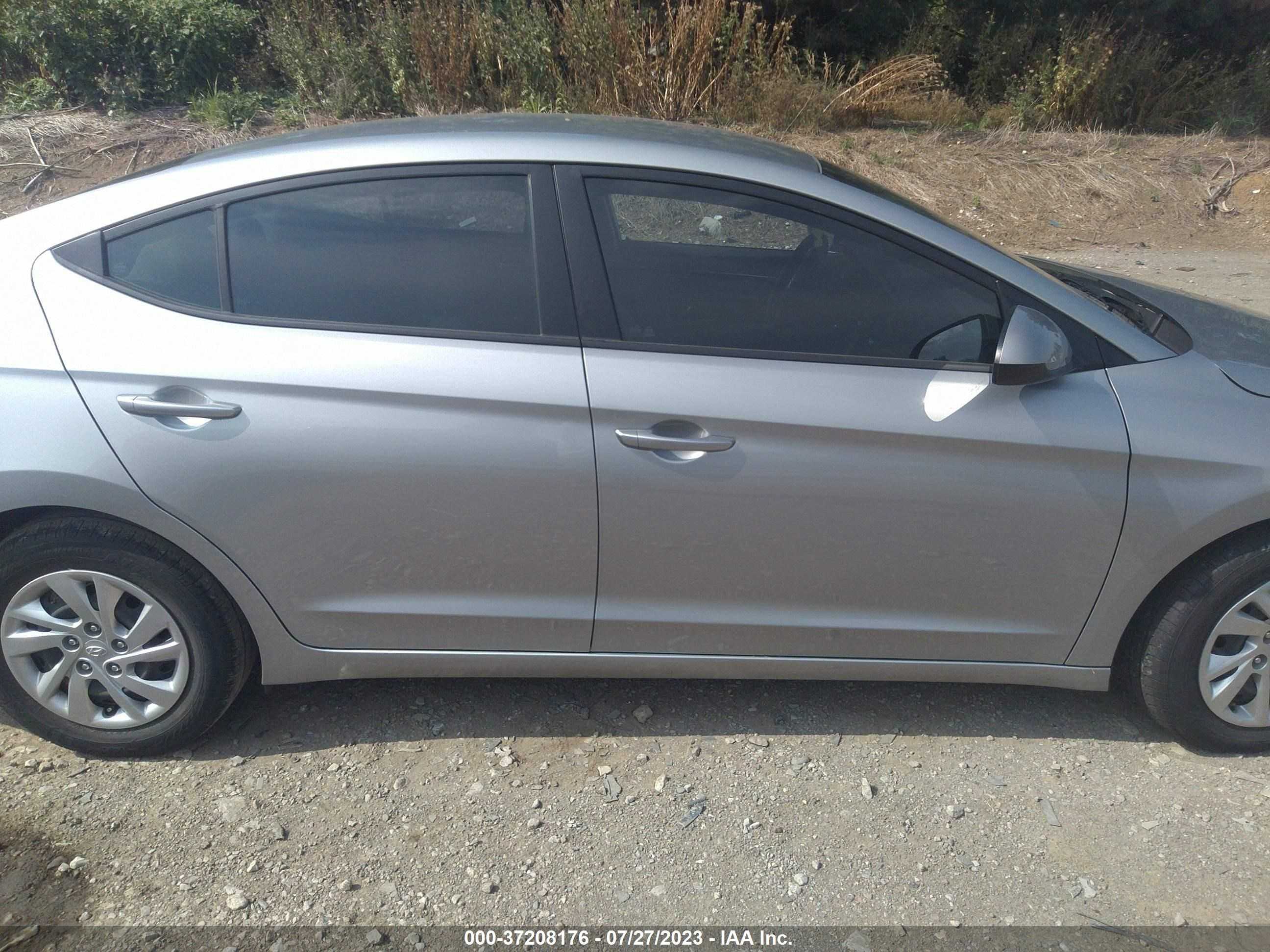 Photo 12 VIN: 5NPD74LF4LH606719 - HYUNDAI ELANTRA 