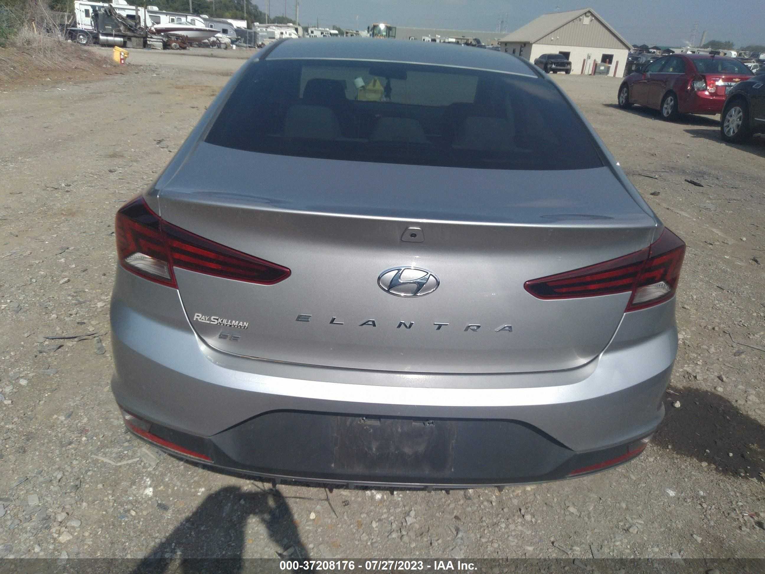 Photo 15 VIN: 5NPD74LF4LH606719 - HYUNDAI ELANTRA 