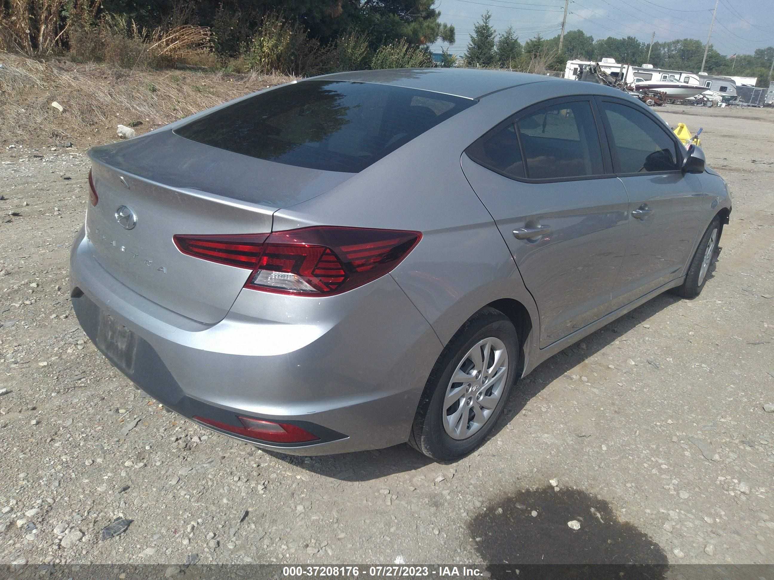 Photo 3 VIN: 5NPD74LF4LH606719 - HYUNDAI ELANTRA 