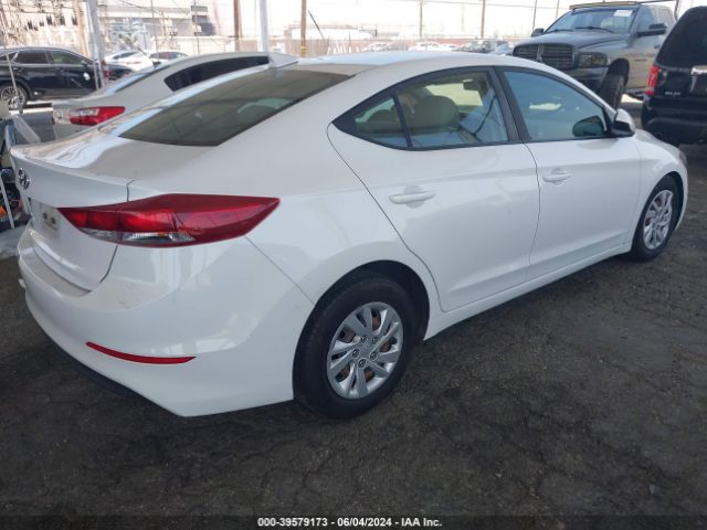 Photo 3 VIN: 5NPD74LF5HH092161 - HYUNDAI ELANTRA 