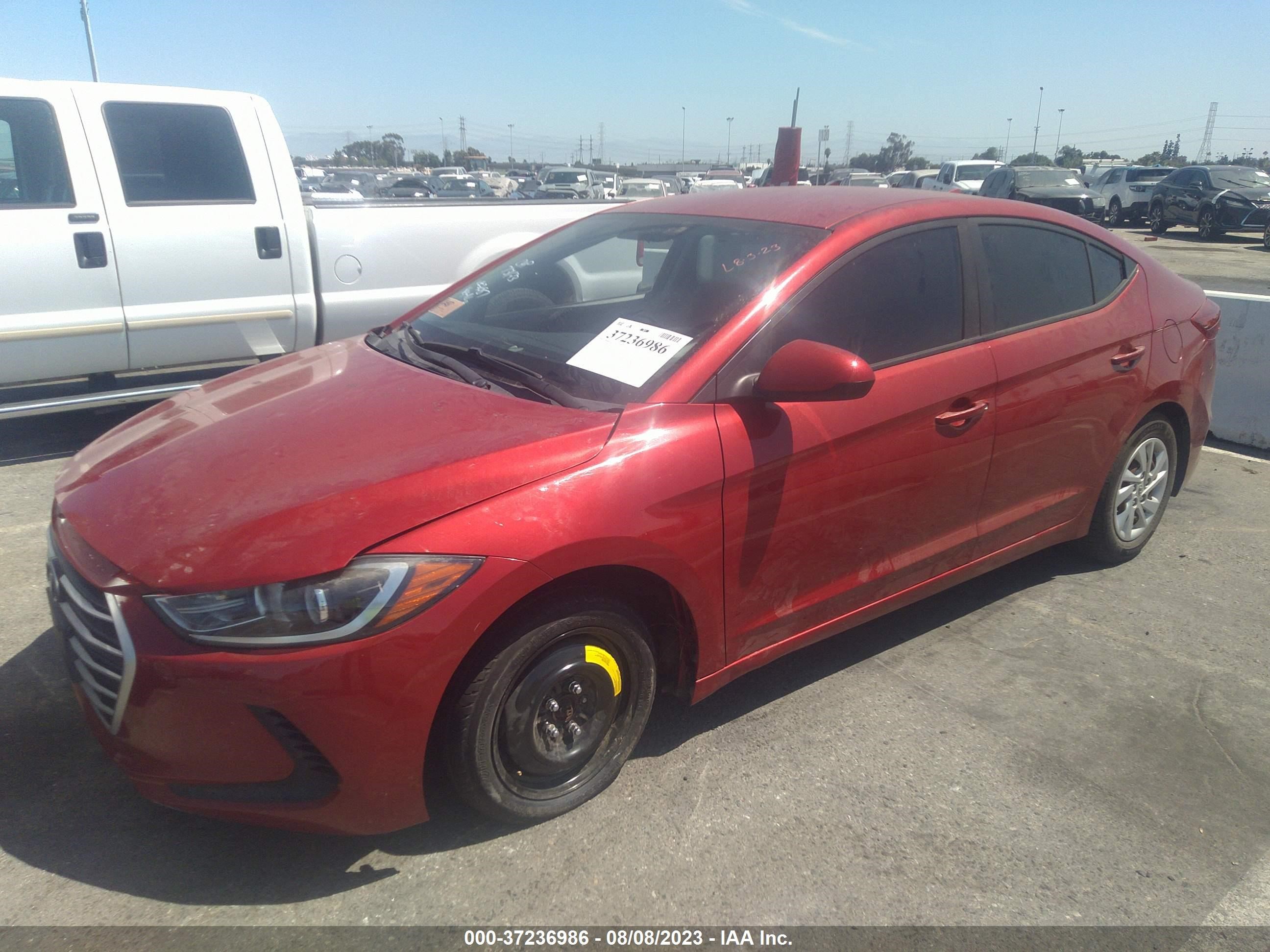 Photo 12 VIN: 5NPD74LF5HH102087 - HYUNDAI ELANTRA 