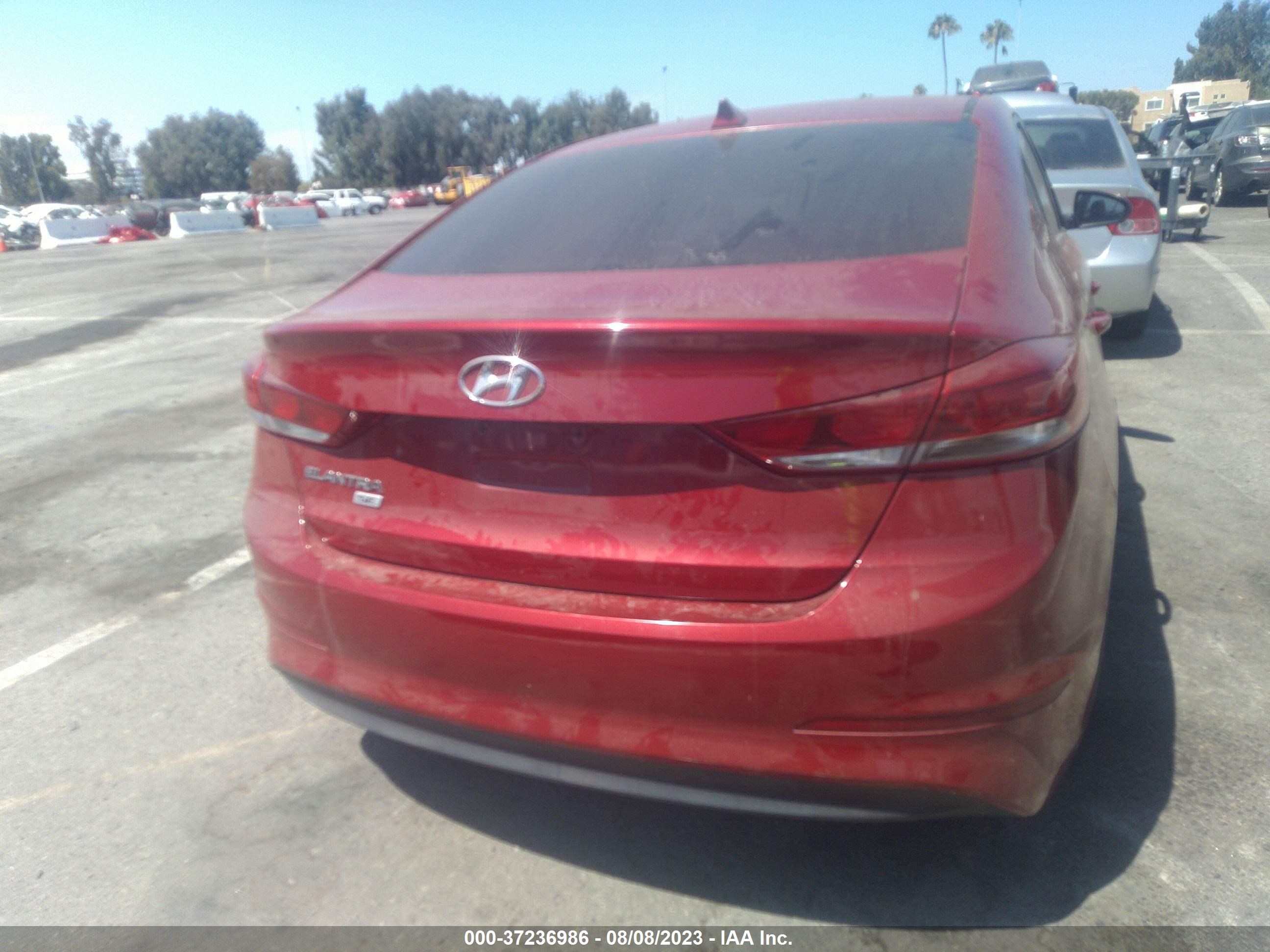 Photo 14 VIN: 5NPD74LF5HH102087 - HYUNDAI ELANTRA 