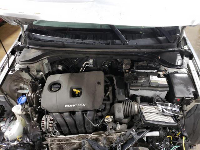 Photo 6 VIN: 5NPD74LF5HH112070 - HYUNDAI ELANTRA SE 