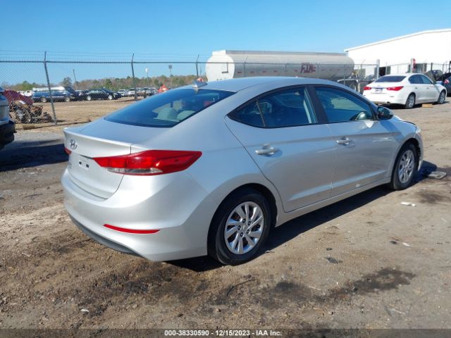 Photo 3 VIN: 5NPD74LF5HH128348 - HYUNDAI ELANTRA 