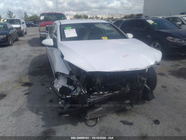 Photo 5 VIN: 5NPD74LF5HH144369 - HYUNDAI ELANTRA 