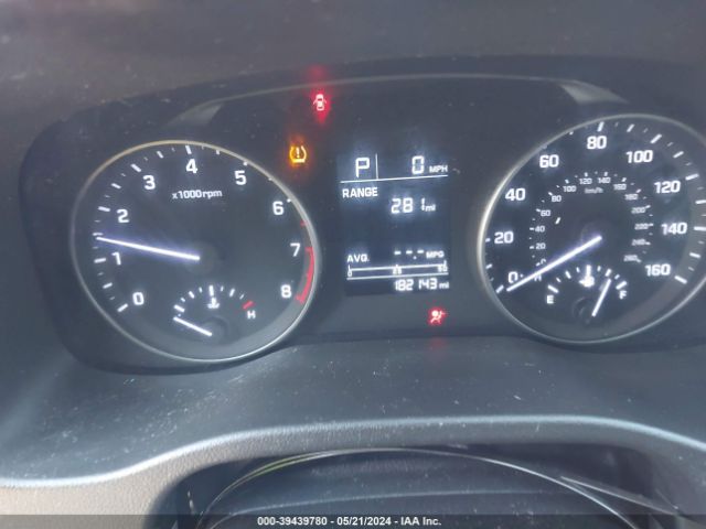 Photo 6 VIN: 5NPD74LF5HH148163 - HYUNDAI ELANTRA 