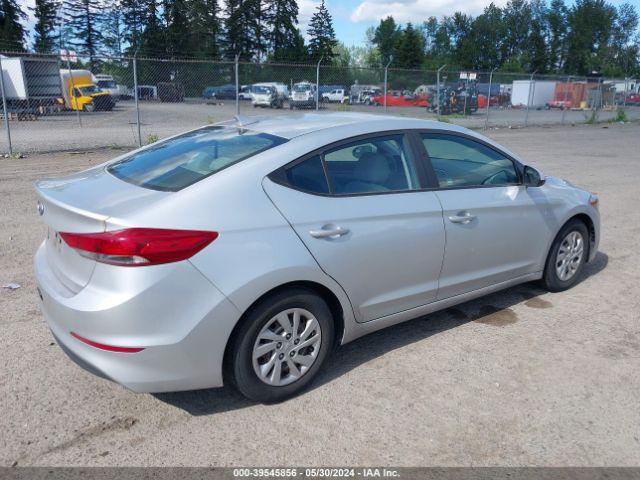 Photo 3 VIN: 5NPD74LF5HH153086 - HYUNDAI ELANTRA 