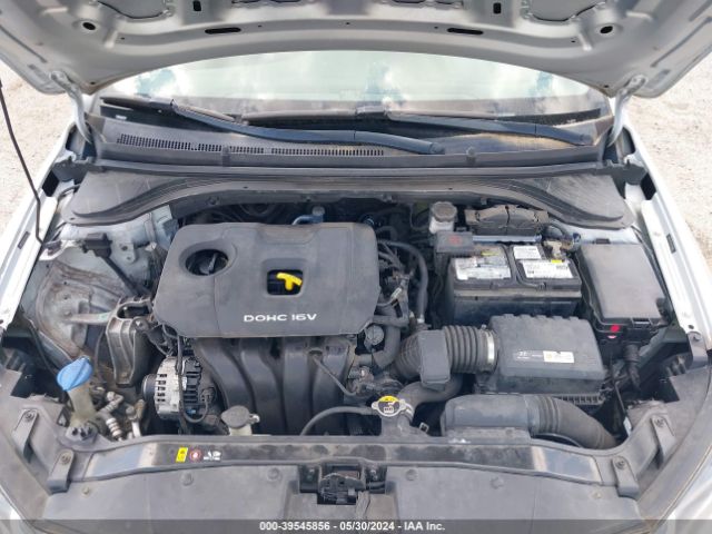 Photo 9 VIN: 5NPD74LF5HH153086 - HYUNDAI ELANTRA 