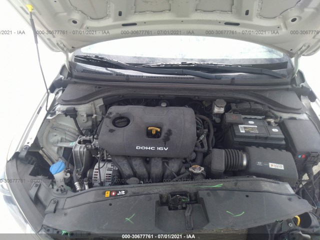 Photo 9 VIN: 5NPD74LF5HH169658 - HYUNDAI ELANTRA 