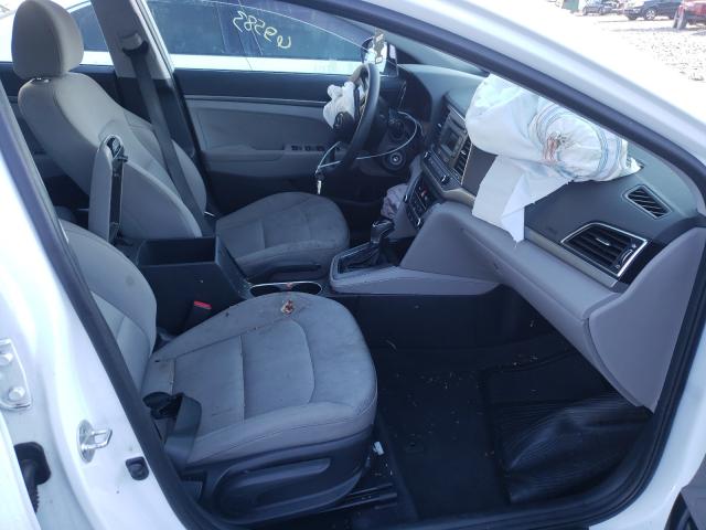 Photo 4 VIN: 5NPD74LF5HH177159 - HYUNDAI ELANTRA SE 