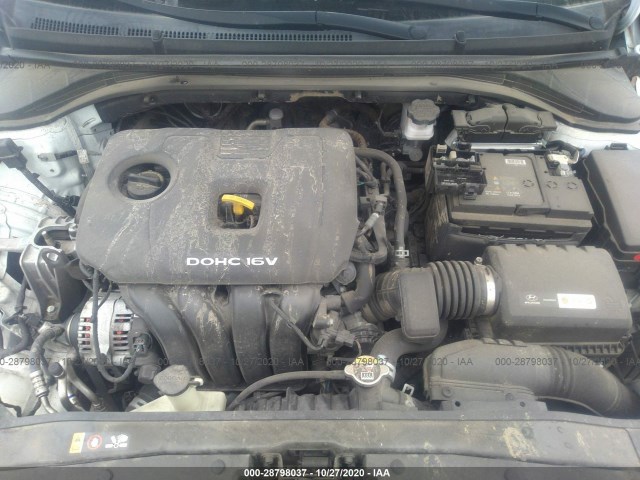 Photo 9 VIN: 5NPD74LF5HH180238 - HYUNDAI ELANTRA 