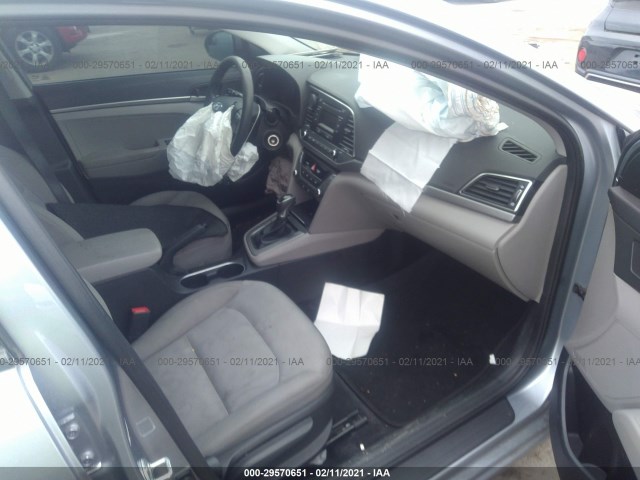 Photo 4 VIN: 5NPD74LF5HH190199 - HYUNDAI ELANTRA 