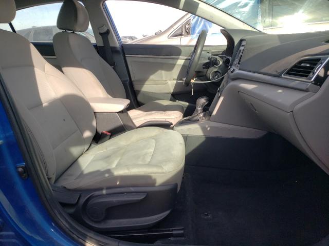 Photo 4 VIN: 5NPD74LF5HH190901 - HYUNDAI ELANTRA SE 