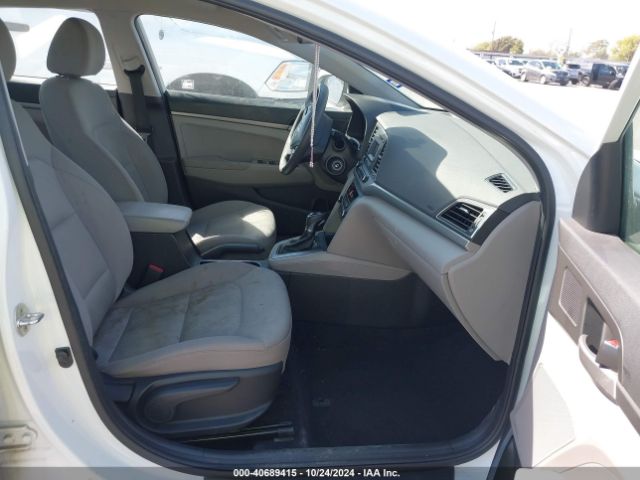 Photo 4 VIN: 5NPD74LF5HH205445 - HYUNDAI ELANTRA 