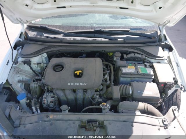 Photo 9 VIN: 5NPD74LF5HH205445 - HYUNDAI ELANTRA 