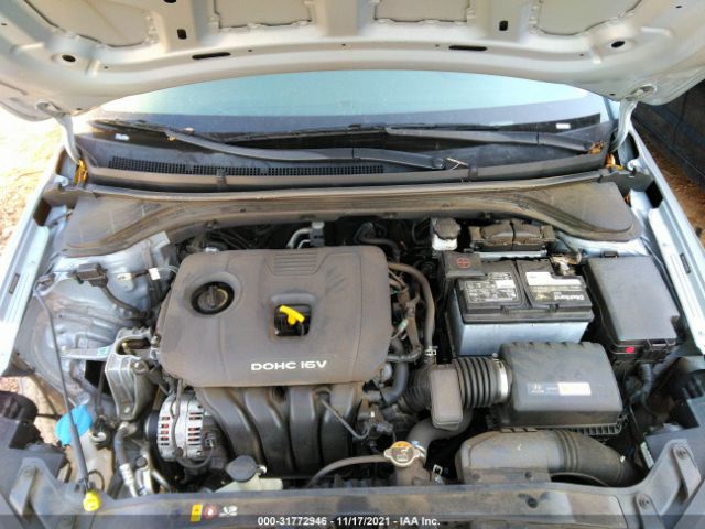 Photo 9 VIN: 5NPD74LF5HH206000 - HYUNDAI ELANTRA 