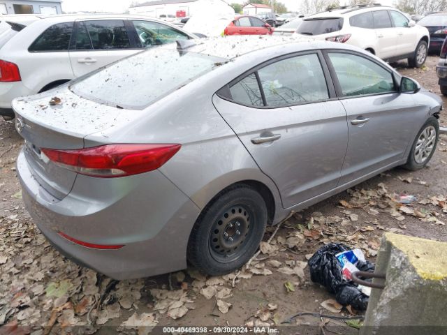 Photo 3 VIN: 5NPD74LF5HH208247 - HYUNDAI ELANTRA 