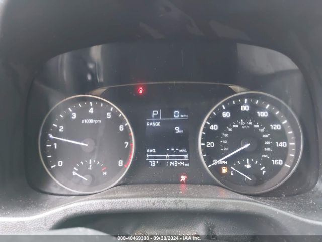 Photo 6 VIN: 5NPD74LF5HH208247 - HYUNDAI ELANTRA 