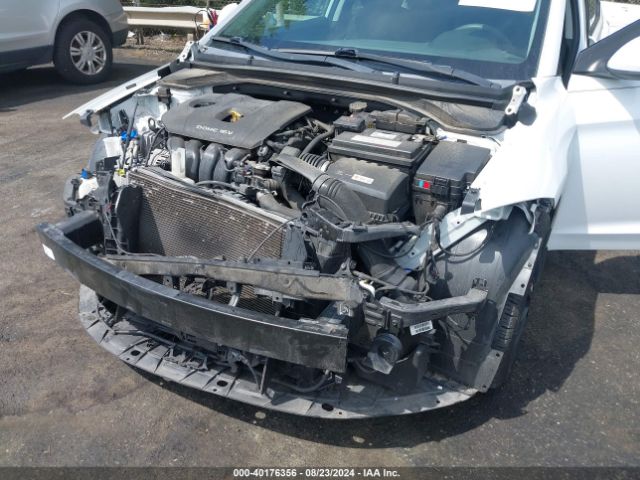 Photo 5 VIN: 5NPD74LF5JH230223 - HYUNDAI ELANTRA 