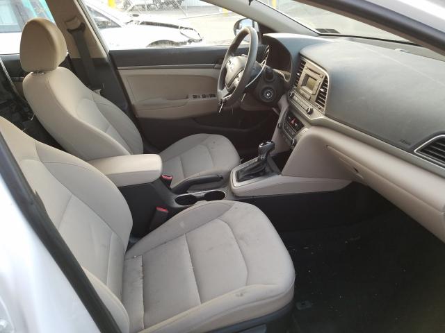 Photo 4 VIN: 5NPD74LF5JH261794 - HYUNDAI ELANTRA SE 