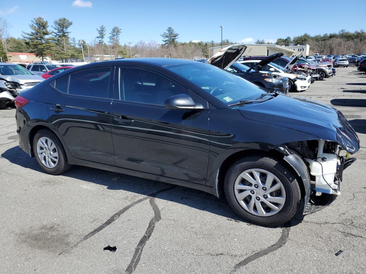 Photo 3 VIN: 5NPD74LF5JH270995 - HYUNDAI ELANTRA 