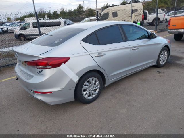 Photo 3 VIN: 5NPD74LF5JH320228 - HYUNDAI ELANTRA 