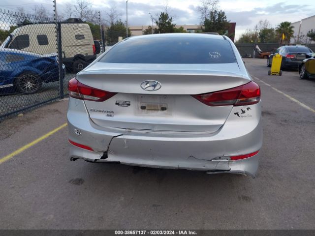 Photo 5 VIN: 5NPD74LF5JH320228 - HYUNDAI ELANTRA 