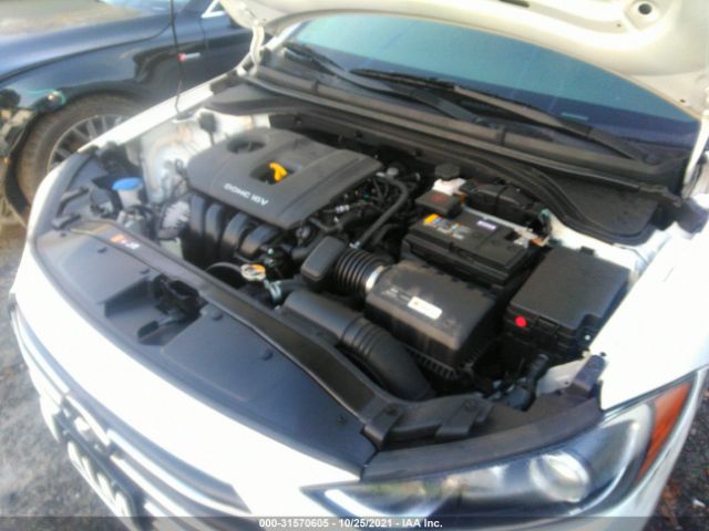 Photo 9 VIN: 5NPD74LF5JH349728 - HYUNDAI ELANTRA 