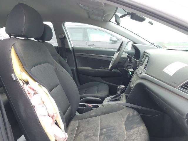 Photo 4 VIN: 5NPD74LF5JH371101 - HYUNDAI ELANTRA SE 