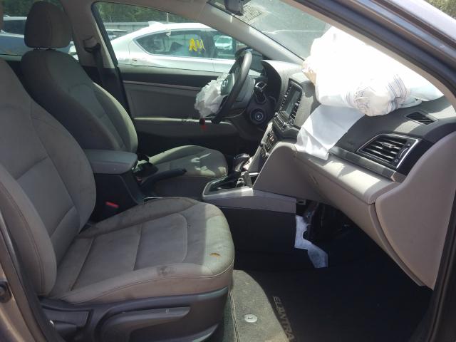 Photo 4 VIN: 5NPD74LF5JH385239 - HYUNDAI ELANTRA SE 