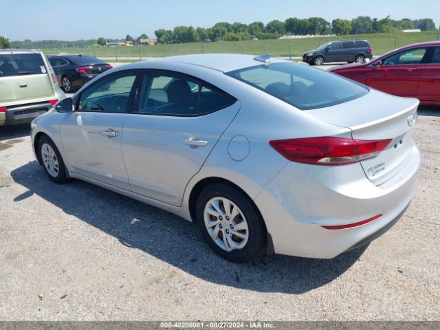 Photo 2 VIN: 5NPD74LF5JH402878 - HYUNDAI ELANTRA 