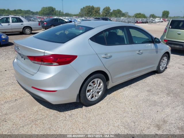 Photo 3 VIN: 5NPD74LF5JH402878 - HYUNDAI ELANTRA 