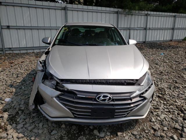 Photo 4 VIN: 5NPD74LF5KH464959 - HYUNDAI ELANTRA SE 