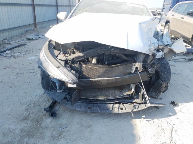 Photo 8 VIN: 5NPD74LF5KH466775 - HYUNDAI ELANTRA SE 