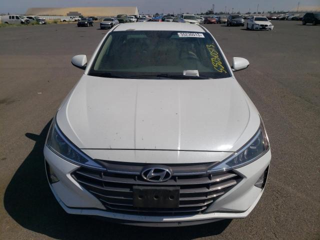 Photo 4 VIN: 5NPD74LF5KH472933 - HYUNDAI ELANTRA SE 