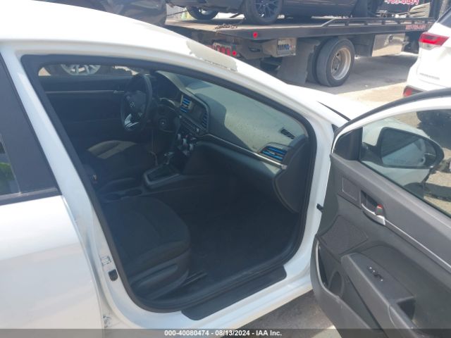 Photo 4 VIN: 5NPD74LF5KH475041 - HYUNDAI ELANTRA 