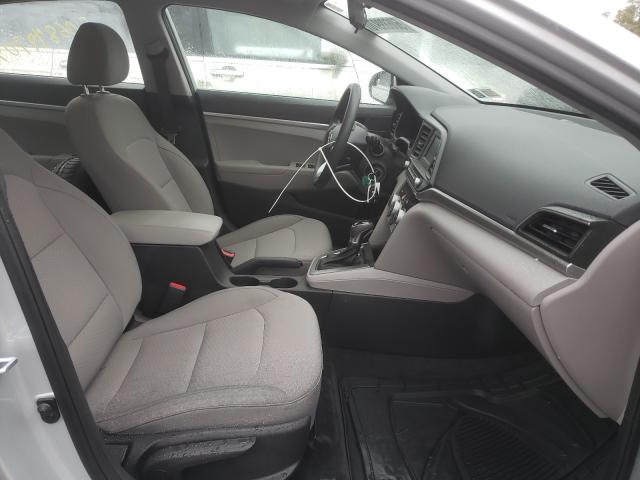 Photo 4 VIN: 5NPD74LF5KH479848 - HYUNDAI ELANTRA SE 