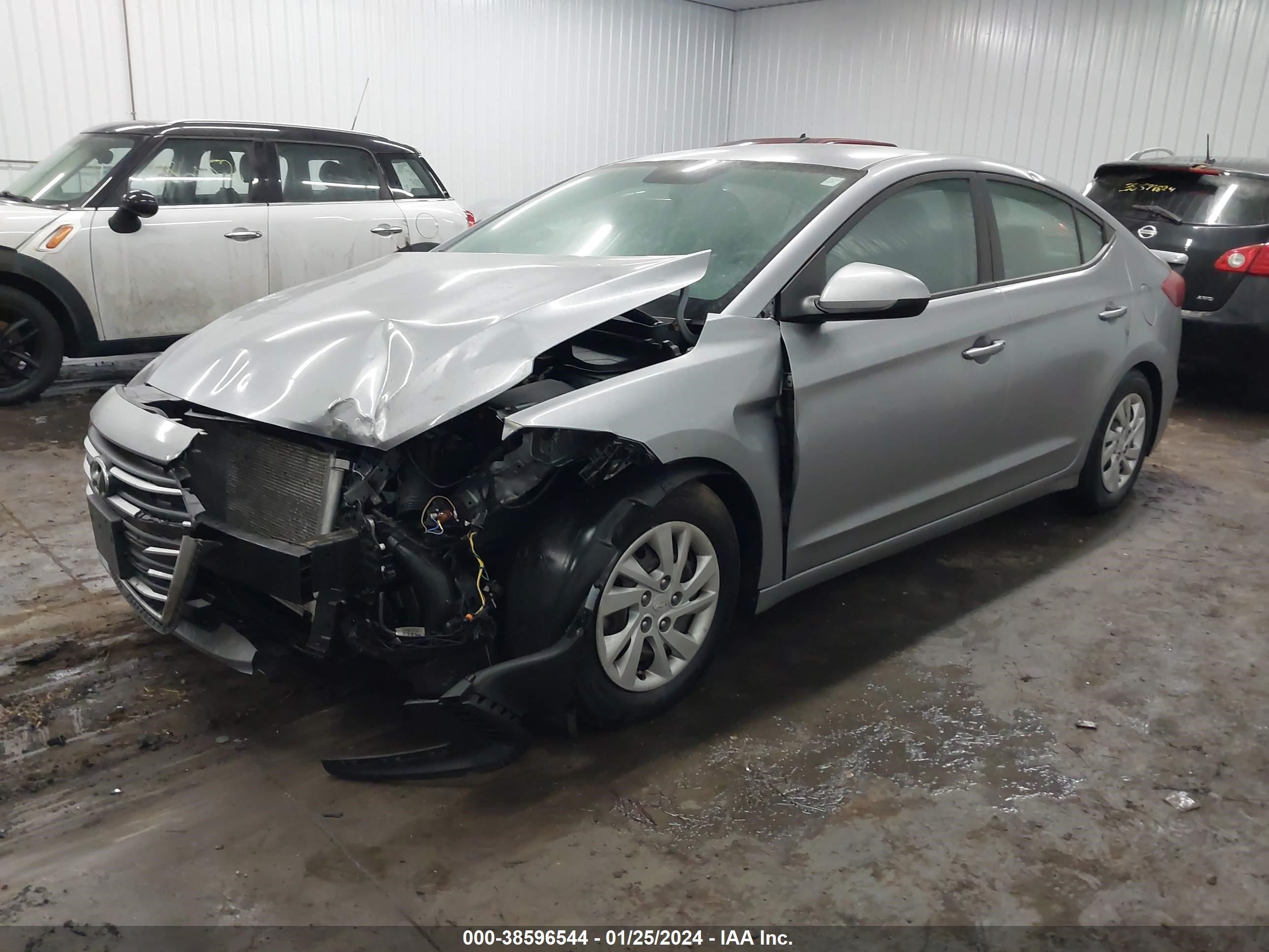 Photo 1 VIN: 5NPD74LF6HH082514 - HYUNDAI ELANTRA 