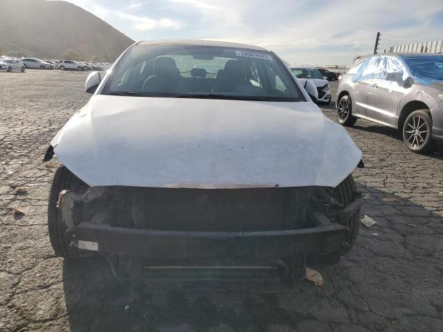 Photo 4 VIN: 5NPD74LF6HH091729 - HYUNDAI ELANTRA 