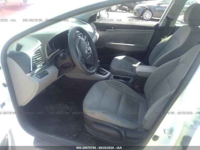 Photo 4 VIN: 5NPD74LF6HH113860 - HYUNDAI ELANTRA 