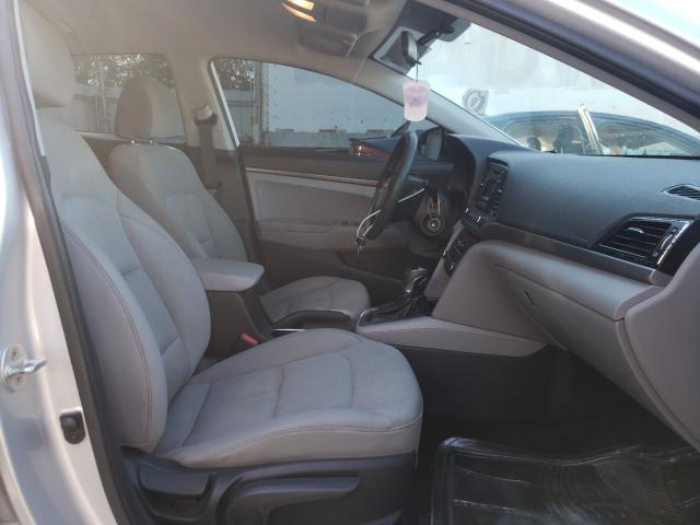 Photo 4 VIN: 5NPD74LF6HH140797 - HYUNDAI ELANTRA SE 