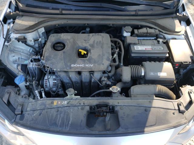 Photo 6 VIN: 5NPD74LF6HH140797 - HYUNDAI ELANTRA SE 