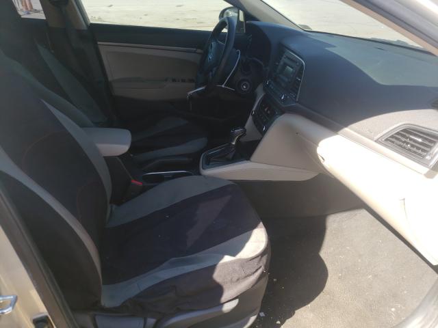 Photo 4 VIN: 5NPD74LF6HH182208 - HYUNDAI ELANTRA SE 