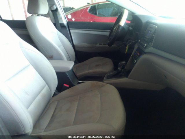 Photo 4 VIN: 5NPD74LF6HH182242 - HYUNDAI ELANTRA 