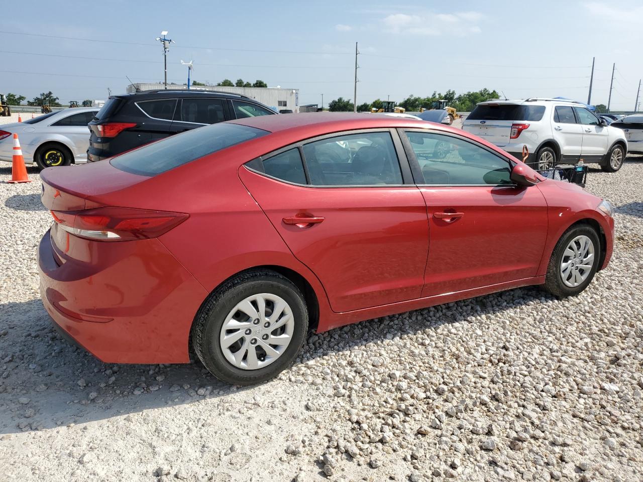 Photo 2 VIN: 5NPD74LF6JH226679 - HYUNDAI ELANTRA 